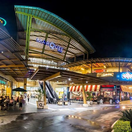 Hillary Timog Park Homes アンヘレス エクステリア 写真