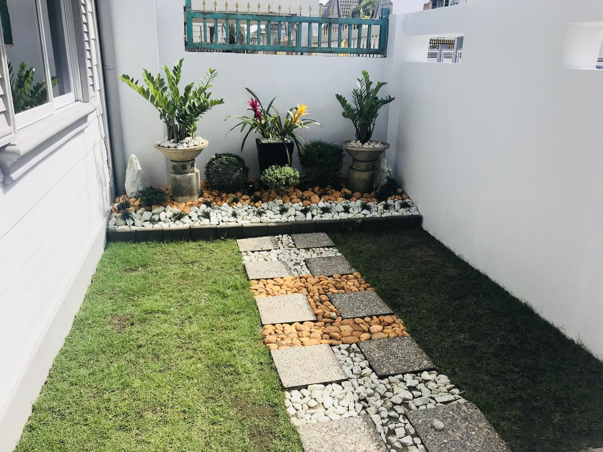 Hillary Timog Park Homes アンヘレス エクステリア 写真
