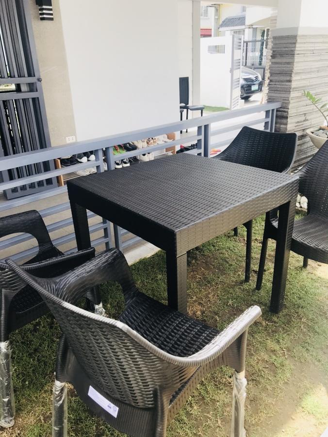 Hillary Timog Park Homes アンヘレス エクステリア 写真